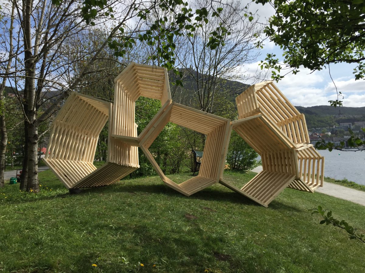Szenografie Janica Smija, Linda Schuster, Frank Linke, International Wood Festival 2016