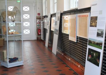 Szenografie, Ausstellungsdesign, Janica Smija, Auf dem Berge, Hoesch Museum,